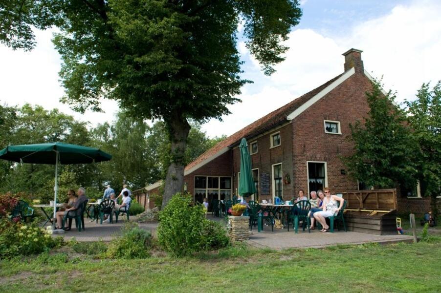 Hôtel H.R. De Staakenborgh à Bourtange Extérieur photo